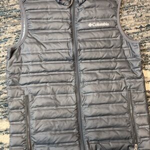 Columbia Charcoal Quilted Vest